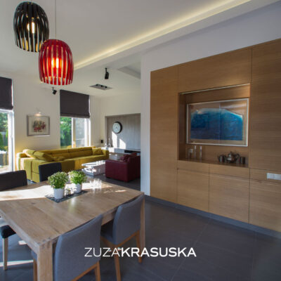 W zamkniętym kręgu barw